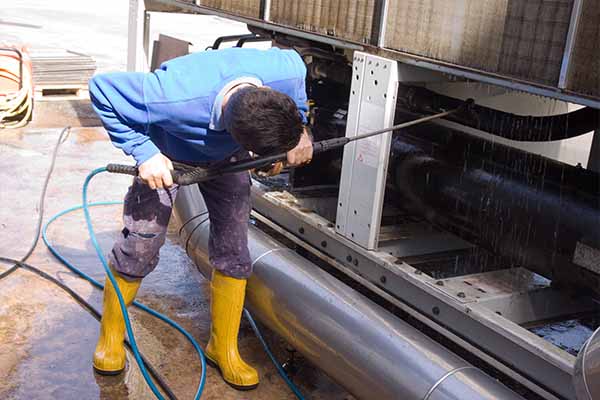 Commercial HVAC systems cleaning in Columbus, Ohio